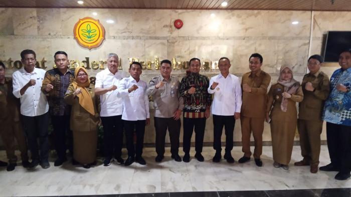 Bupati Luwu Utara Usulkan Pabrik Kakao dan Pengembangan Perkebunan dalam Rakor Hilirisasi Komoditas