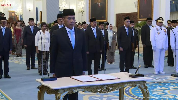 20251008_WAMEN AKHMAD WIYAGUS_prabowo lantik ahmad wiyagus jadi wamendagri