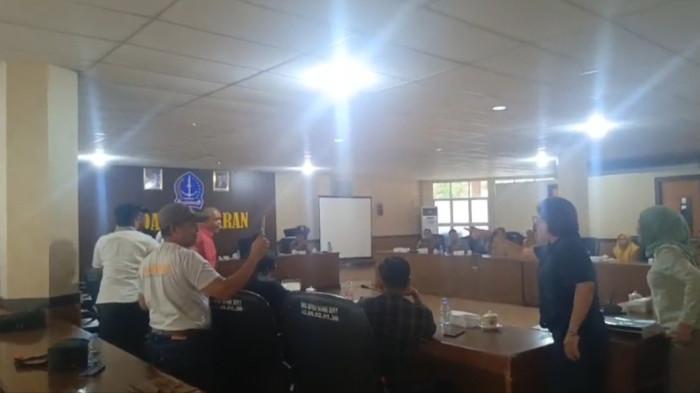 Ketua DPRD Bone Pimpin Rapat APBD Perubahan, Tapi Ogah Teken Berita Acara