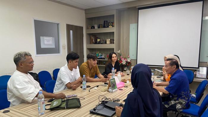 Cerita Ichwan Persada dan Rendy Kjaernett Serunya Syuting Film Solata di Toraja