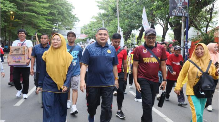 Tak Andalkan APBD, Kepala BKN Zudan Arif Fakrulloh Puji Jalan Santai HUT Makassar dan Korpri