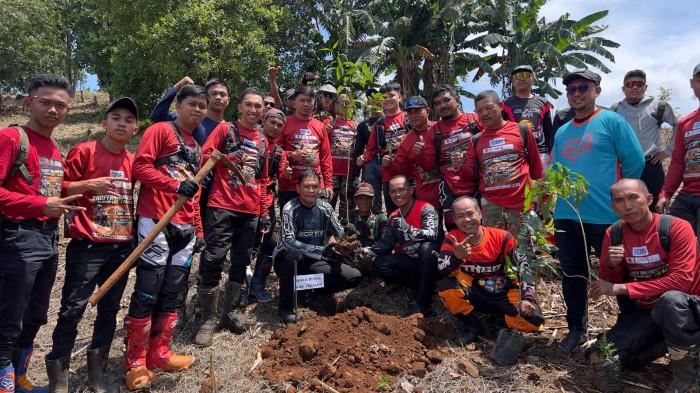 Wakil Bupati Takalar dan Dandim 1426 Tanam Pohon di Desa Ko’mara