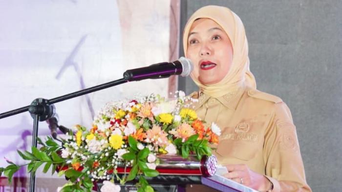 PERINGATAN HARI IBU - Wakil Wali Kota Makassar Aliyah Mustika Ilham membuka PHI ke-97 Tingkat Kota Makassar Tahun 2025 di Hotel Claro Makassar, Jalan AP. Pettarani No. 3, Makassar, Sulsel, Selasa (16/12/2025). Aliyah mengatakan perempuan Indonesia telah menjadi pilar penting dalam membangun ketangguhan keluarga, menjaga nilai-nilai sosial budaya.