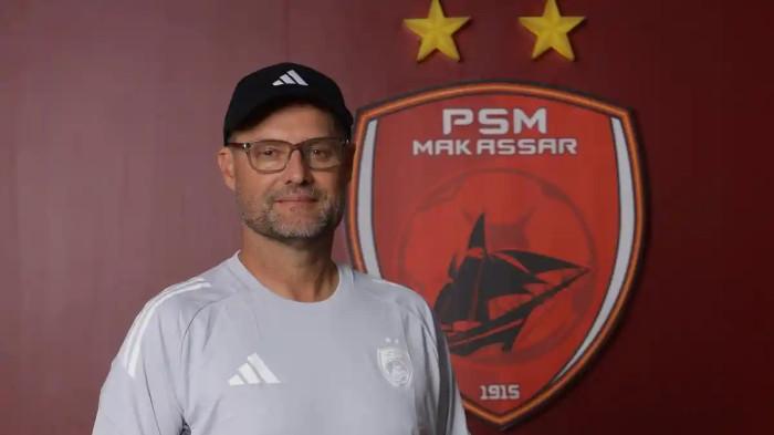 PSM MAKASSAR - Pelatih PSM Makassar Tomas Trucha. Statistik Tomas Trucha bersama klub sebelumnya.