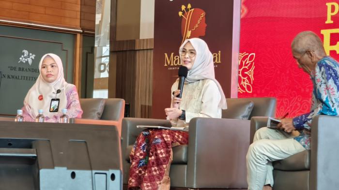 MAKKUNRAI - Ketua DPRD Sulsel Andi Rachmatika Dewi jadi pembicara acara Makkunrai Sulsel di Mall Phinisi Point Makassar Rabu (22/4/2026).