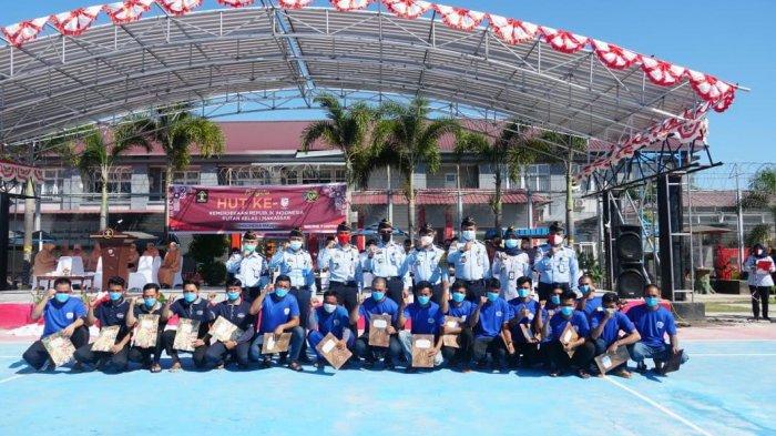 HUT ke 75 RI, 292 Napi Rutan Makassar Terima Remisi