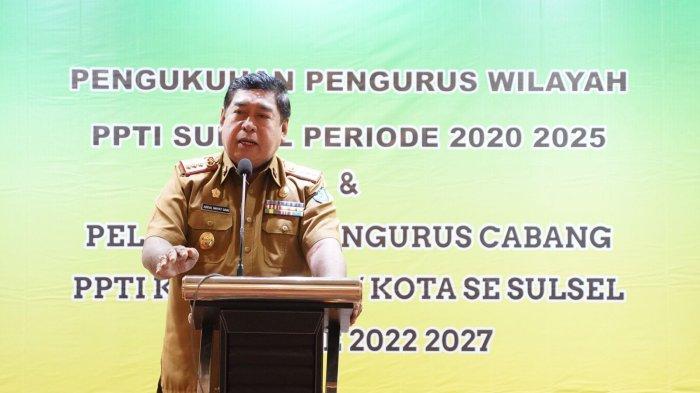 Dikabarkan Dicopot, Sekprov Sulsel Abdul Hayat Gani Masih Sempat Kukuhkan PPTI