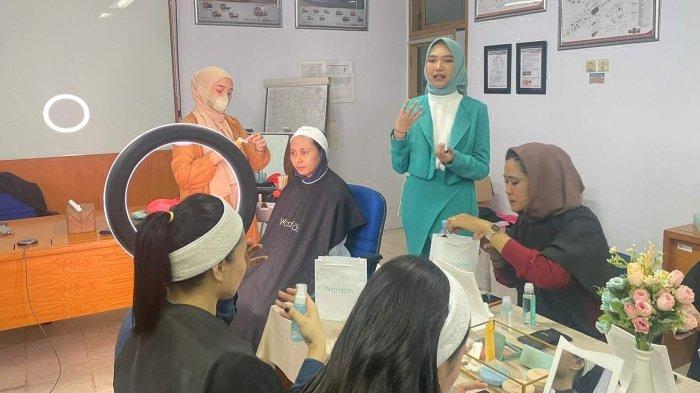 Foto Keseruan Beauty Class Session Bosowa Berlian Motor - BBM-Wardah.jpg