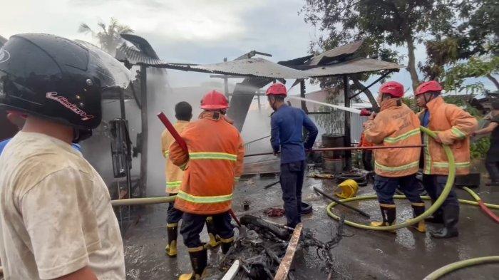Diduga Gara-gara Korsleting Listrik, Bengkel Motor Terbakar di Bacukiki Parepare