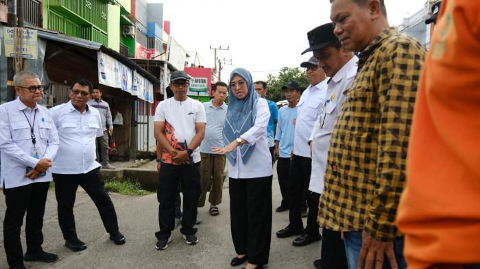 Tindak Cepat Keluhan Warga, Bupati Gowa Tinjau Drainase Jalan Swadaya