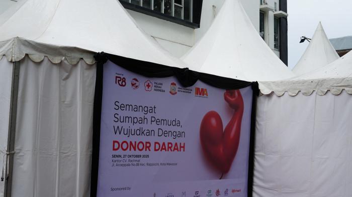 Peringati Sumpah Pemuda, R8 Group Gelar Donor Darah dan Pemeriksaan Kesehatan Gratis - DONOR-DARAH-R8-GROUP-2.jpg