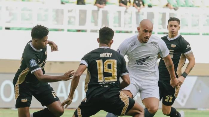 PSM Makassar 1-0 Dewa United, Abu Kamara Pahlawan Kemenangan Juku Eja