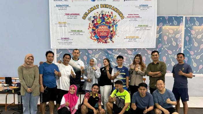 Semarak Hari Asuransi 2025 Makassar, Turnamen Badminton Jadi Pembuka Rangkaian Kegiatan