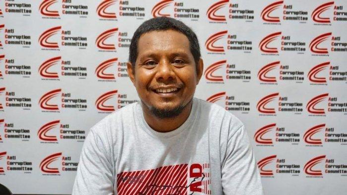 Koordinator Badan Pekerja Anti Corruption Committee (ACC) Sulawesi, Abdul Kadir Wokanubun,