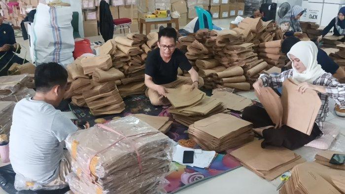 Lebih 200 Ribu Surat Suara Pemilu 2024 di Sulsel Rusak