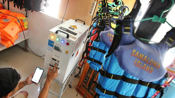 SuperSUN PLN Terangi Pulau Samalona, Dorong Wisata Hijau Berkelanjutan - PLTS-SUPERSUN_Pulau-Samalona-Makassar_08.jpg