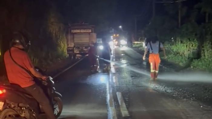 Warga Bulukumba Geram, Truk Material Tanpa Terpal Bahayakan Pengguna Jalan