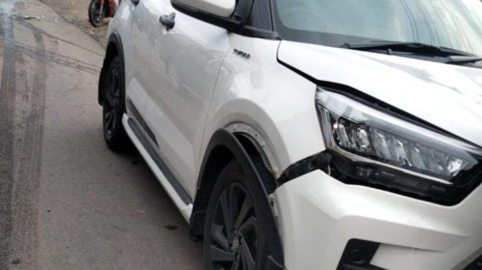 Motor Mio Tabrak Mobil Raize di Depan SPBU Sossok Enrekang, Begini Kronologinya