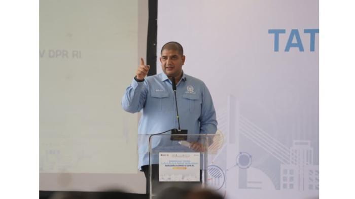 Profil Rajiv Politikus Muda Partai NasDem Mangkir dari KPK, Terseret Masalah CSR BI - OJK