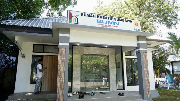 Program TJSL PLN Bawa 5.425 UMK Naik Kelas Sepanjang Semester I Tahun 2023 - RMH-BUMN.jpg