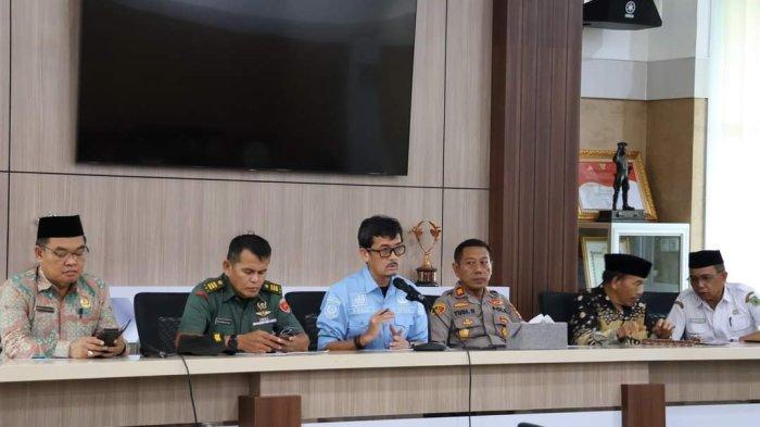 392 Jemaah Calon Haji Pinrang Berangkat ke Tanah Suci 14 Mei