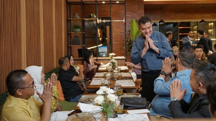Nikmati Fine Dining Experience di The Foreign Cafe, Chef Vindex Tengker Siapkan Menu Mewah nan Lezat