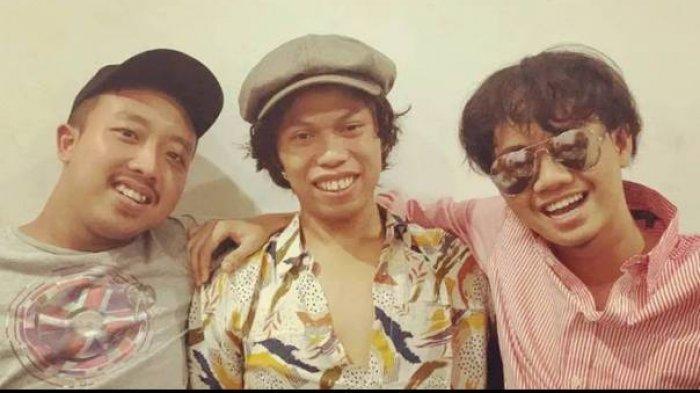 Marah! Anak Almarhum Kasino Somasi 3 Pemuda Warkopi untuk Hentikan Kegiatan Komersial