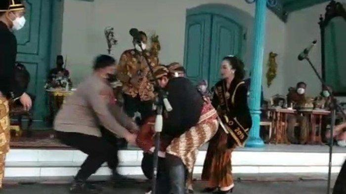 Detik-detik Wamenparekraf Angela Tanoesoedibjo Tiba-tiba Ambruk Pingsan di Keraton Solo