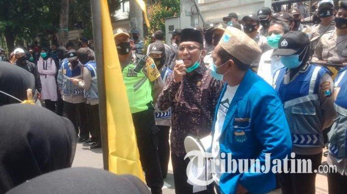 Kasihan!Anggota DPRD Ini Diusir Mahasiswa PMII Gara-gara Salah Sebut UU Cipta Kerja jadi Cipta Karya