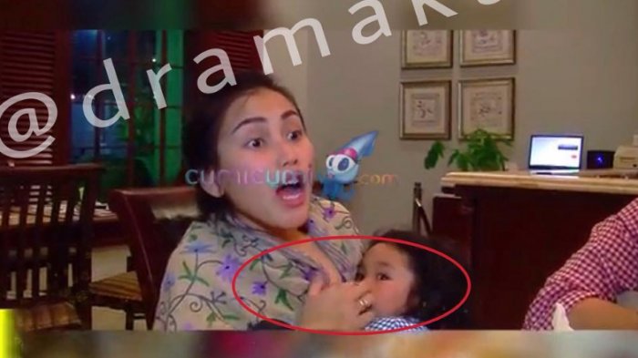 Ayu Ting Ting Nekat Netein Anak Saat Wawancara, Netizen: Urat Malunya Kemana Bul?
