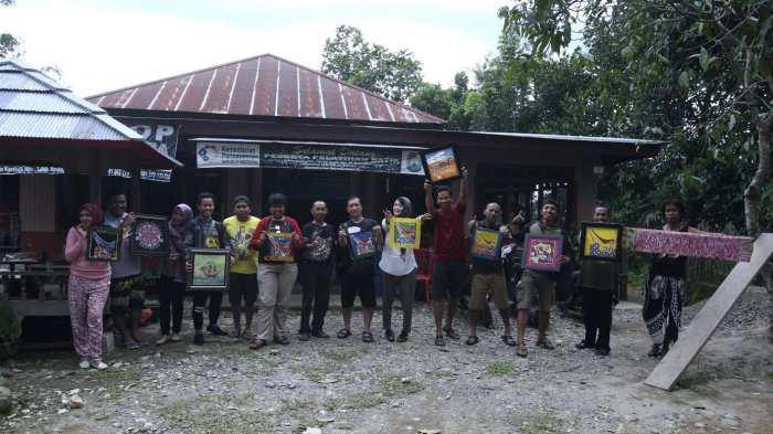 Foto Member TFC Belajar Batik di Kampung Karassik Hills Toraja Utara - batik-toraja_20170402_202606.jpg