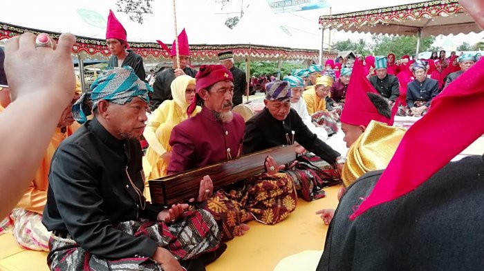 Bau Muh Aras Abdi To Baji Pua Sinri Resmi Kukuhkan Diri Sebagai Macoa Bawalipu ke-61