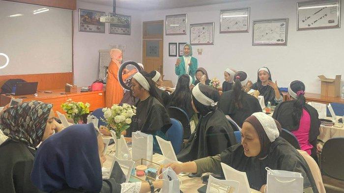Foto Keseruan Beauty Class Session Bosowa Berlian Motor - bbm-wardah-2.jpg