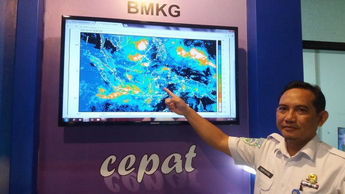 BMKG Prediksi Musim Hujan di Sulsel Hingga April 2018