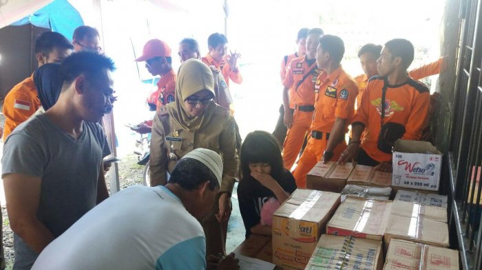 BPBD Bone Santuni Korban Banjir di Kota Watampone