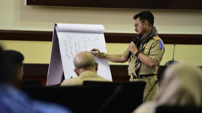 Terkait Barang Kadaluarsa, Gubernur Sulsel Minta BPOM Kerja Lebih Keras