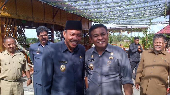 Jumat, Bupati Bone dan Wakilnya Belum Masuk Kantor Hingga Pukul 11.00 wita