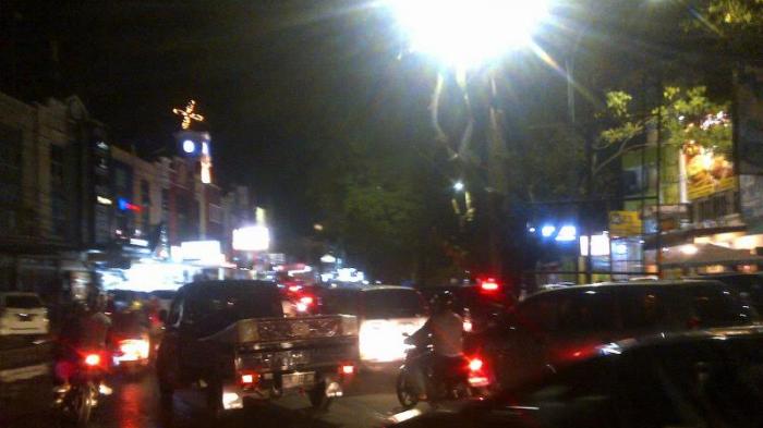 Jl Hertasning Menuju Aroepala Makassar Macet