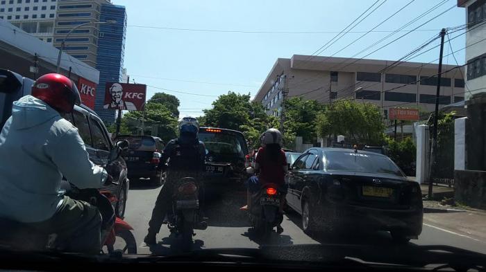 Pukul 13.10 Wita, Jl Sultan Hasanuddin Makassar Macet