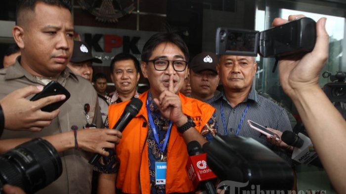 KPK Tahan Adik Alifian Mallarangeng