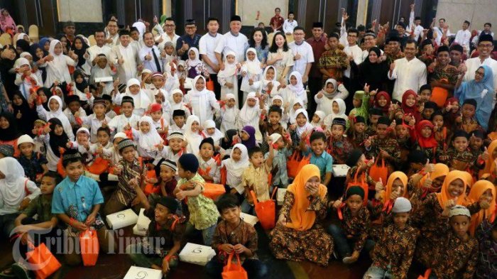 Grand Clarion Ajak Ratusan Anak Panti Asuhan Buka Puasa Bersama