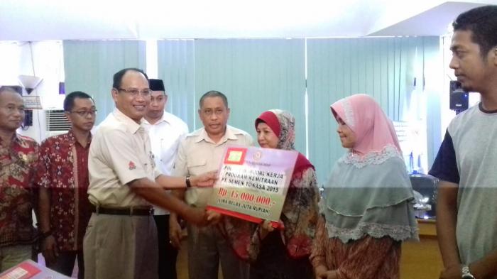 239 UKM di Pangkep Dapat Pinjaman dari Semen Tonasa