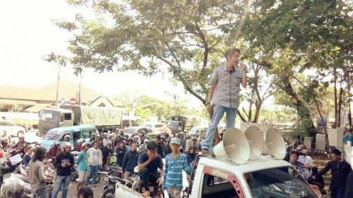 Warga Mariso Demo Tuntut Ganti Rugi 22 Hektar Tanah di Kawasan CPI