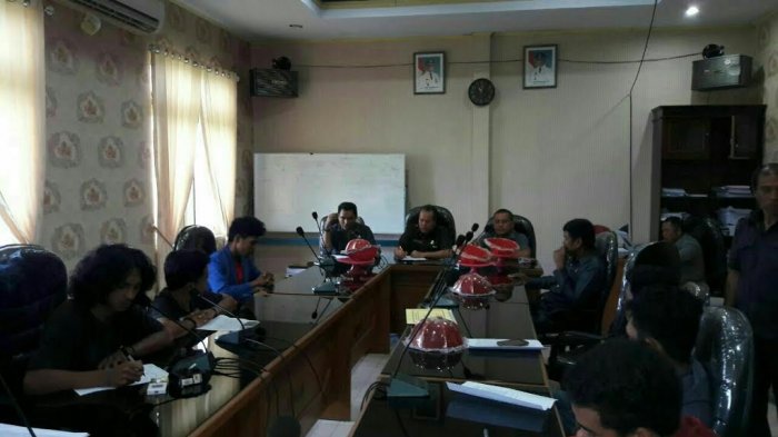 Aliansi Pemuda Bonto Ujung Demo di Kantor DPRD Jeneponto, Ini Tuntutannya