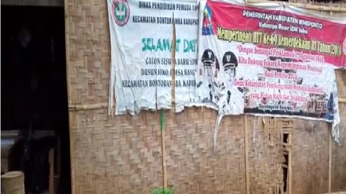 Horee! Gedung SD Joko Jeneponto Dibangun, Setelah 4 Tahun di Kolong Rumah - dinding-sd-joko_20160210_144634.jpg