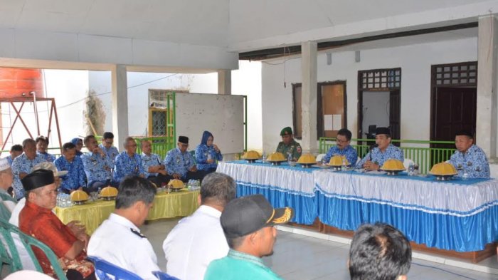Bertemu Dollah Mando, Warga Pitu Riase Sidrap Curhat