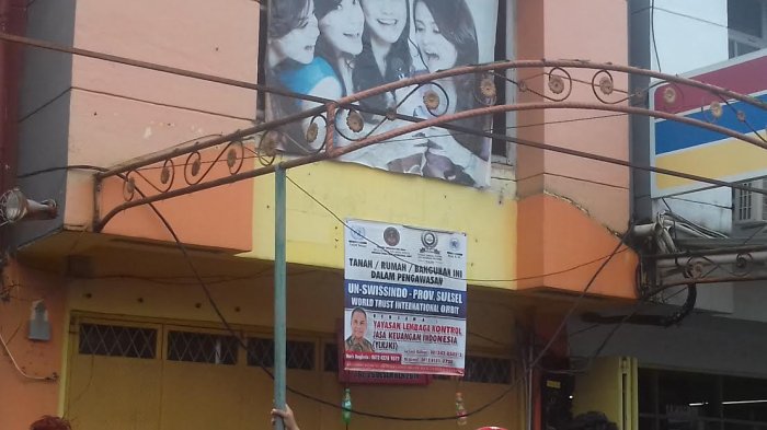 Dicegat Warga, Eksekusi Wisma Asman Takalar Ditunda