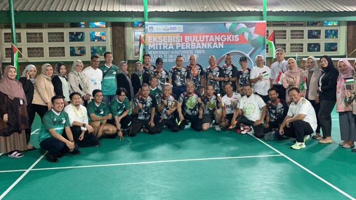 Pimpinan UMI Bertanding Lawan Mitra Perbankan, di Laga Ekshibisi Bulutangkis