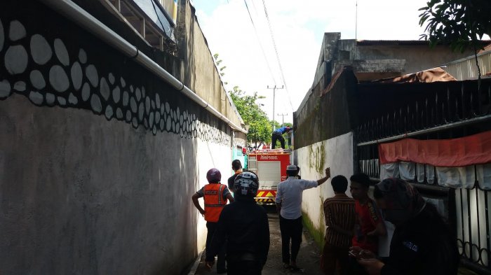 BREAKING NEWS: Kebakaran di Jl Sunu Hanguskan 1 Rumah Kos