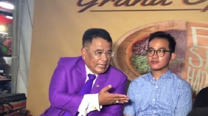 Cerita Hotman Paris yang Tinggalkan Syahrini Demi Bertemu Gibran Rakabuming, Lihat Video